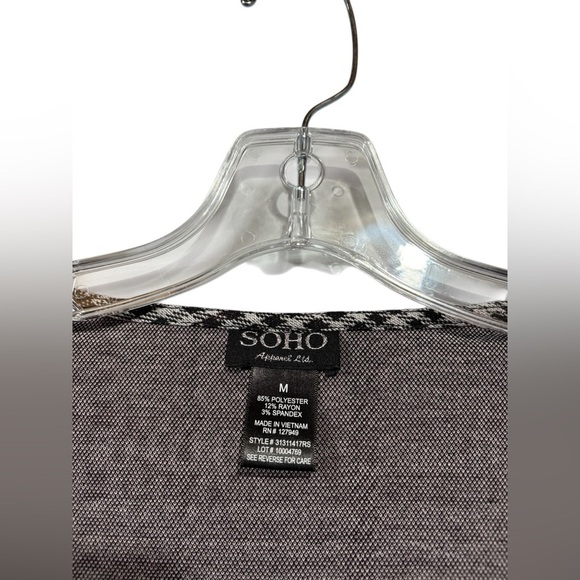 SOHO Apparel Ltd, Black & White Plaid Open Front Jacket, Medium - Picture 4 of 8